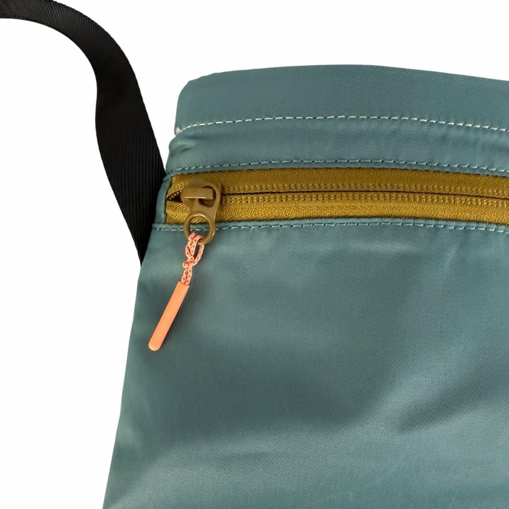 LULULEMON Teal & Mustard Water Bottle Crossbody Bag os - Picture 6 of 14